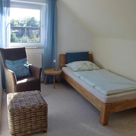 Ferien Haus Pelle 度假居